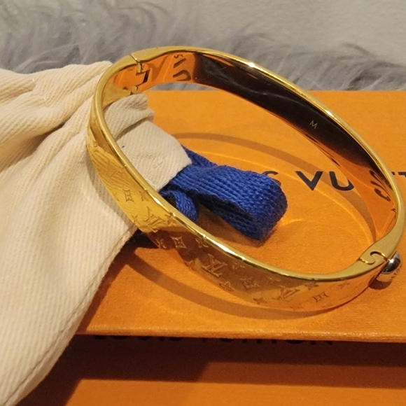 Nanogram Cuff  LV  bracelet - Picture 3 of 3